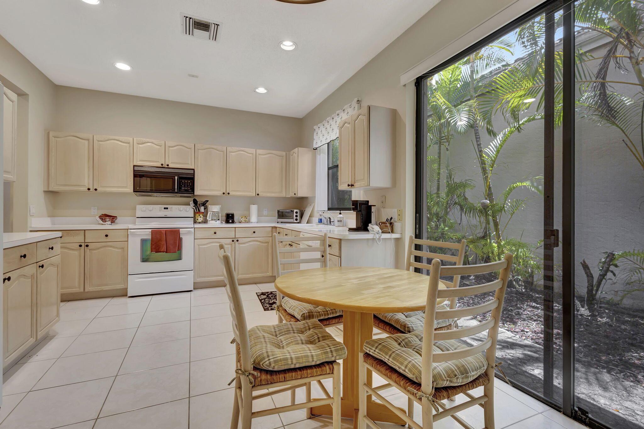 Wycliffe - Barclay - Residential Lease