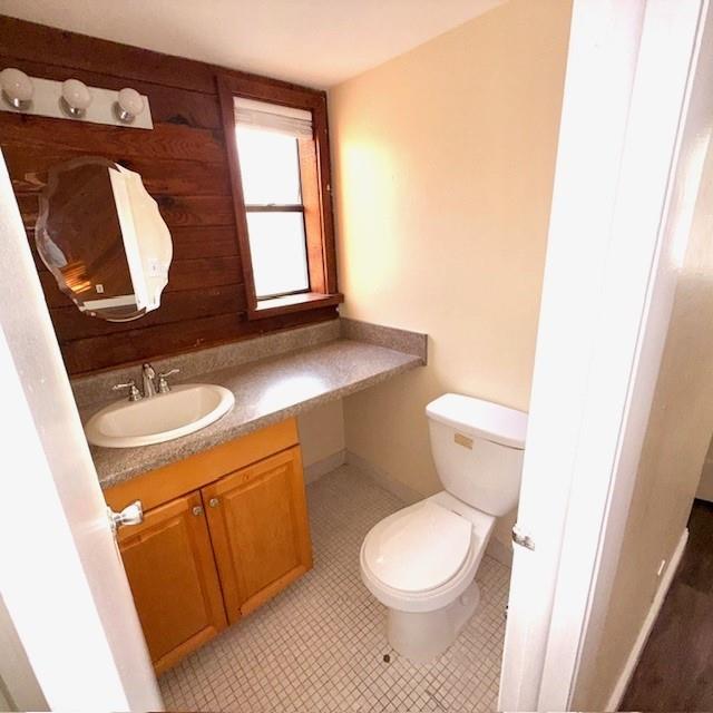 SOUTH RIVER MANOR CONDO A - Residential Lease