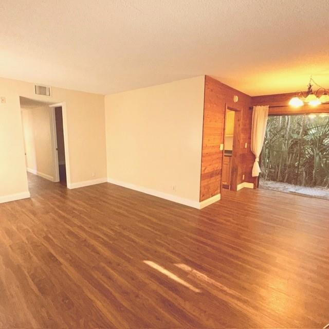 SOUTH RIVER MANOR CONDO A - Residential Lease