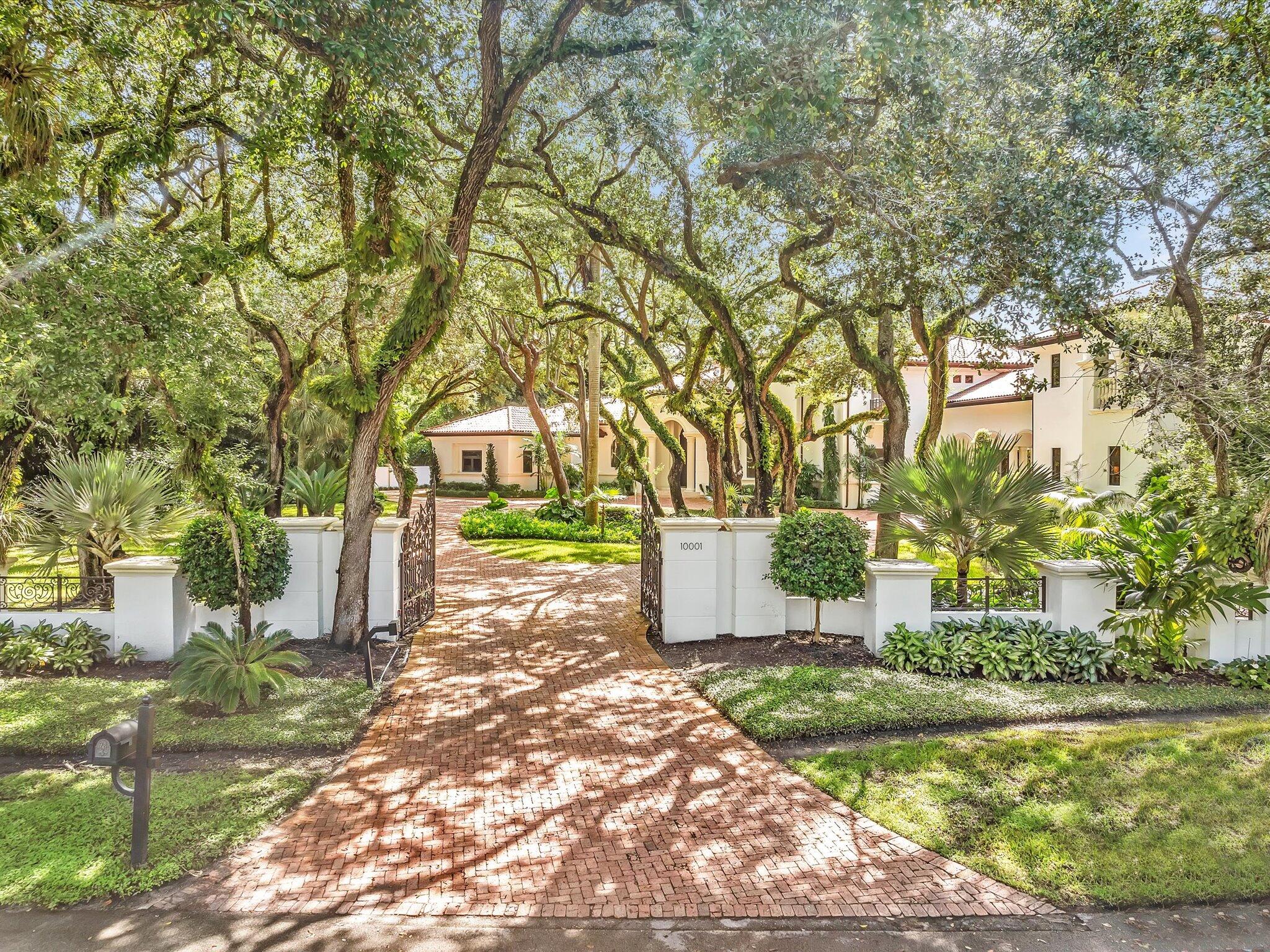 SNAPPER CREEK LAKES - Residential