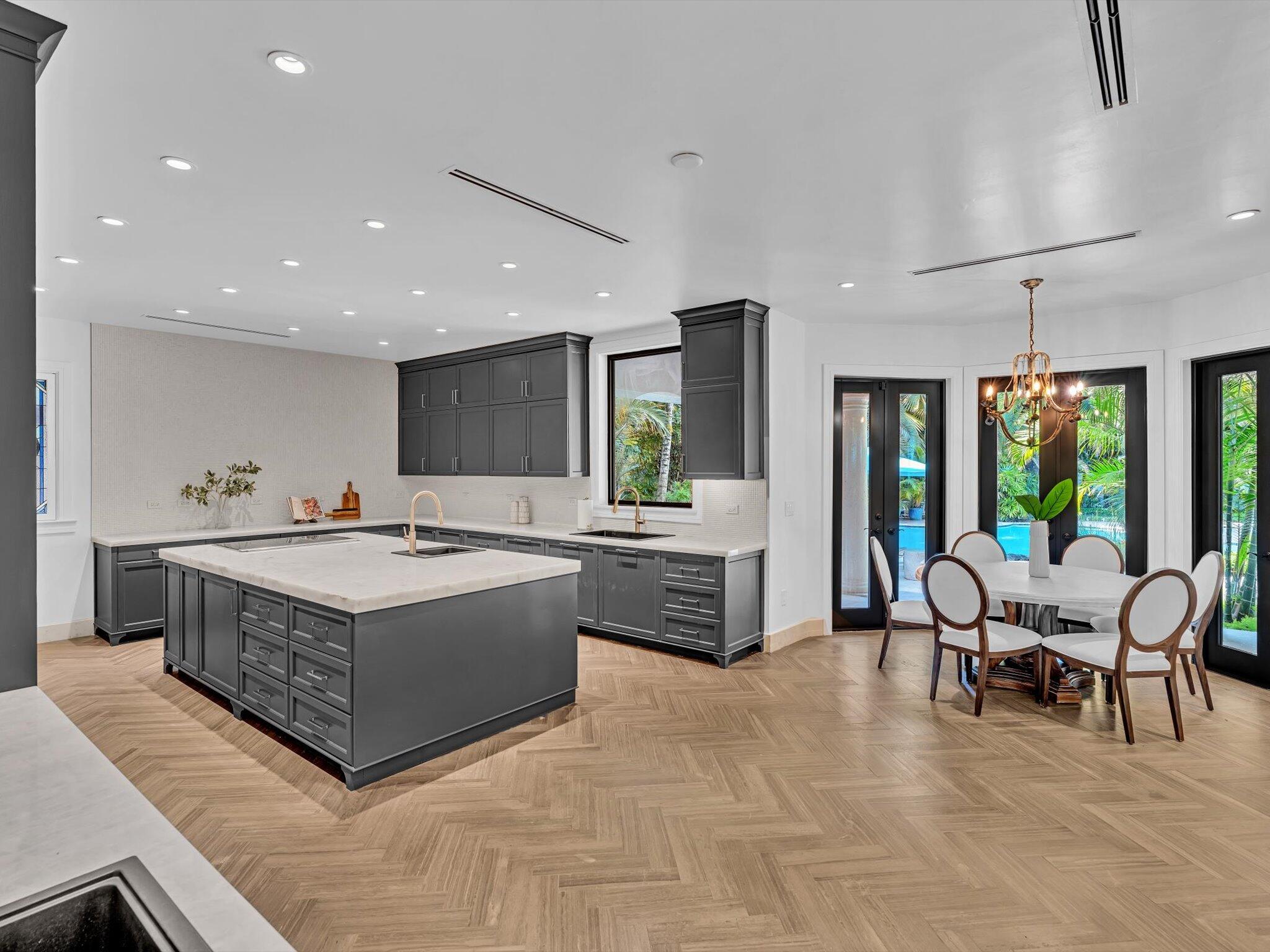 SNAPPER CREEK LAKES - Residential