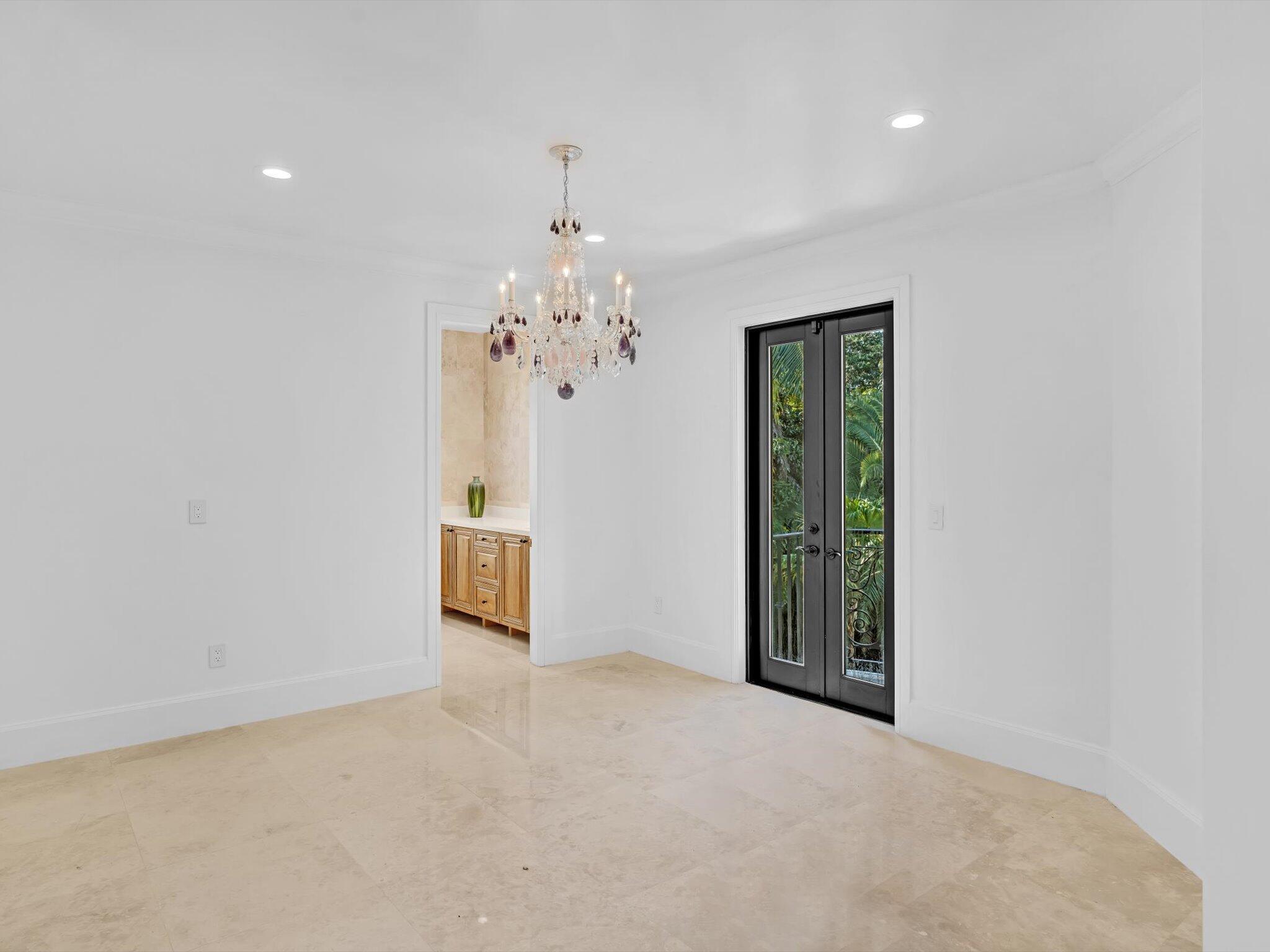 SNAPPER CREEK LAKES - Residential