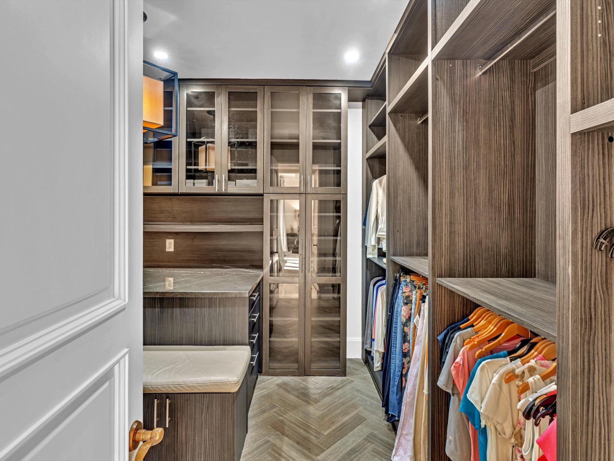 SNAPPER CREEK LAKES - Residential