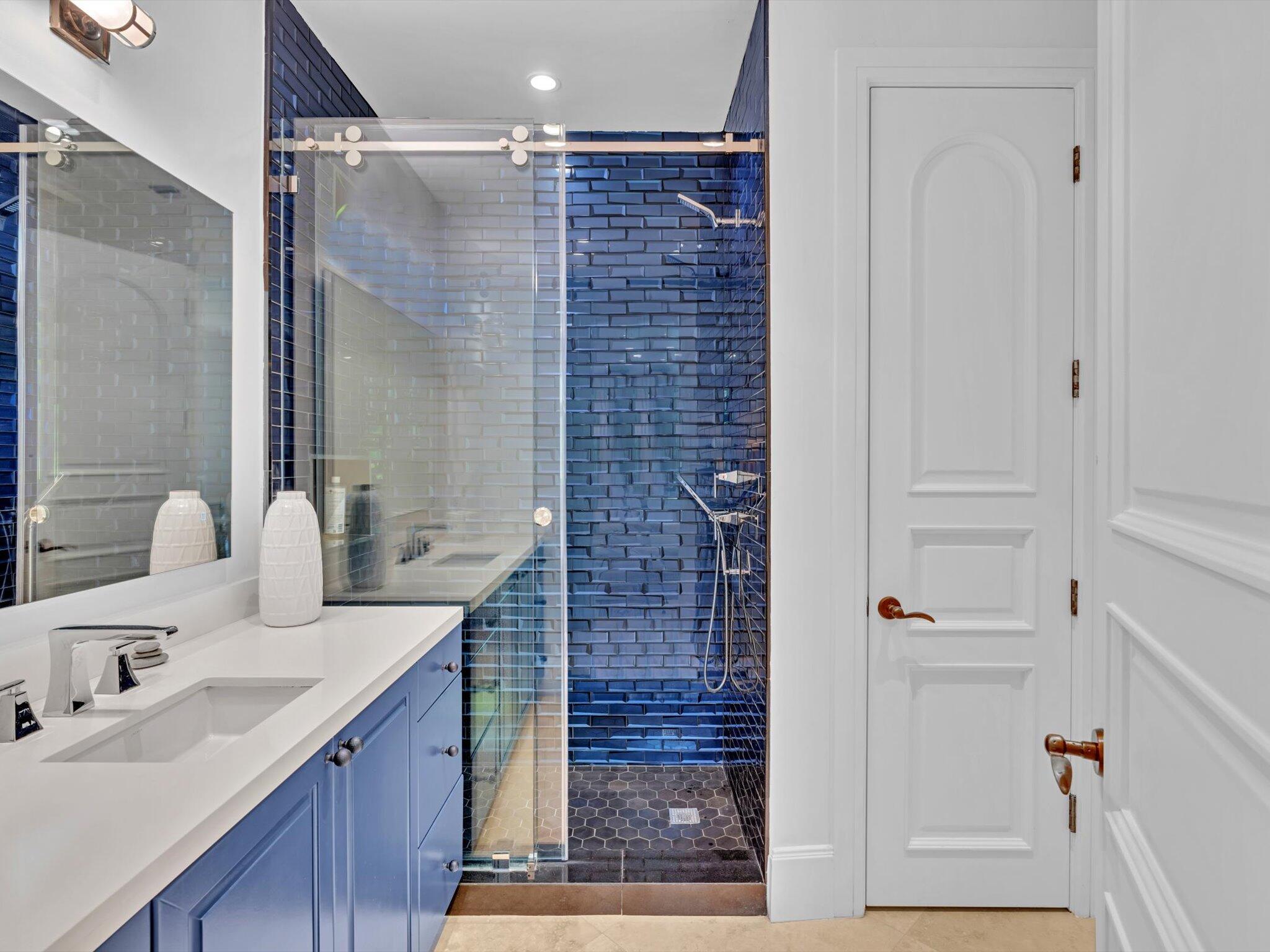 SNAPPER CREEK LAKES - Residential