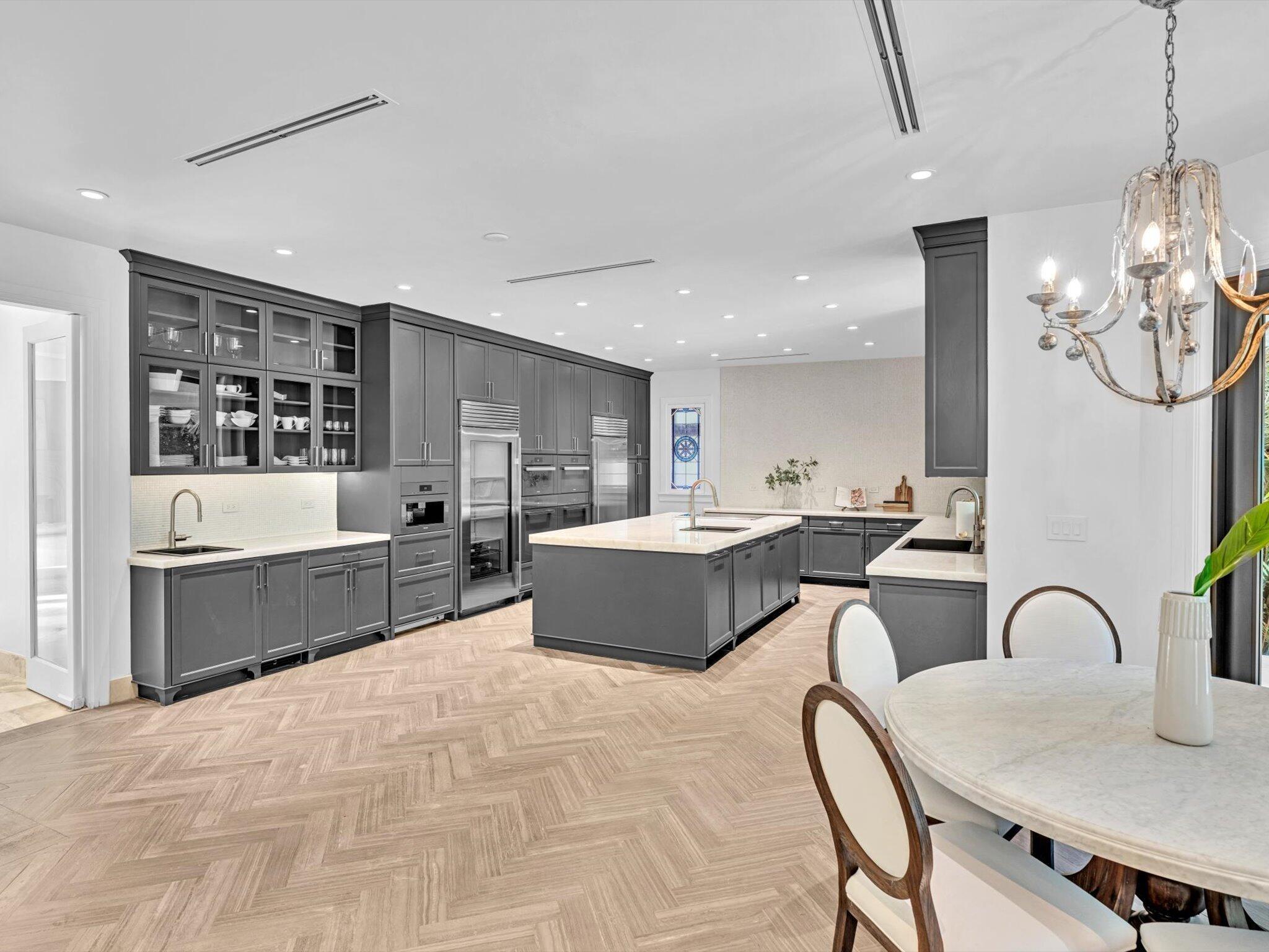 SNAPPER CREEK LAKES - Residential