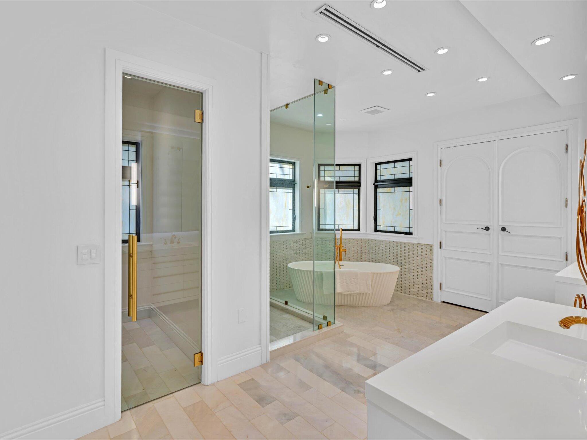 SNAPPER CREEK LAKES - Residential