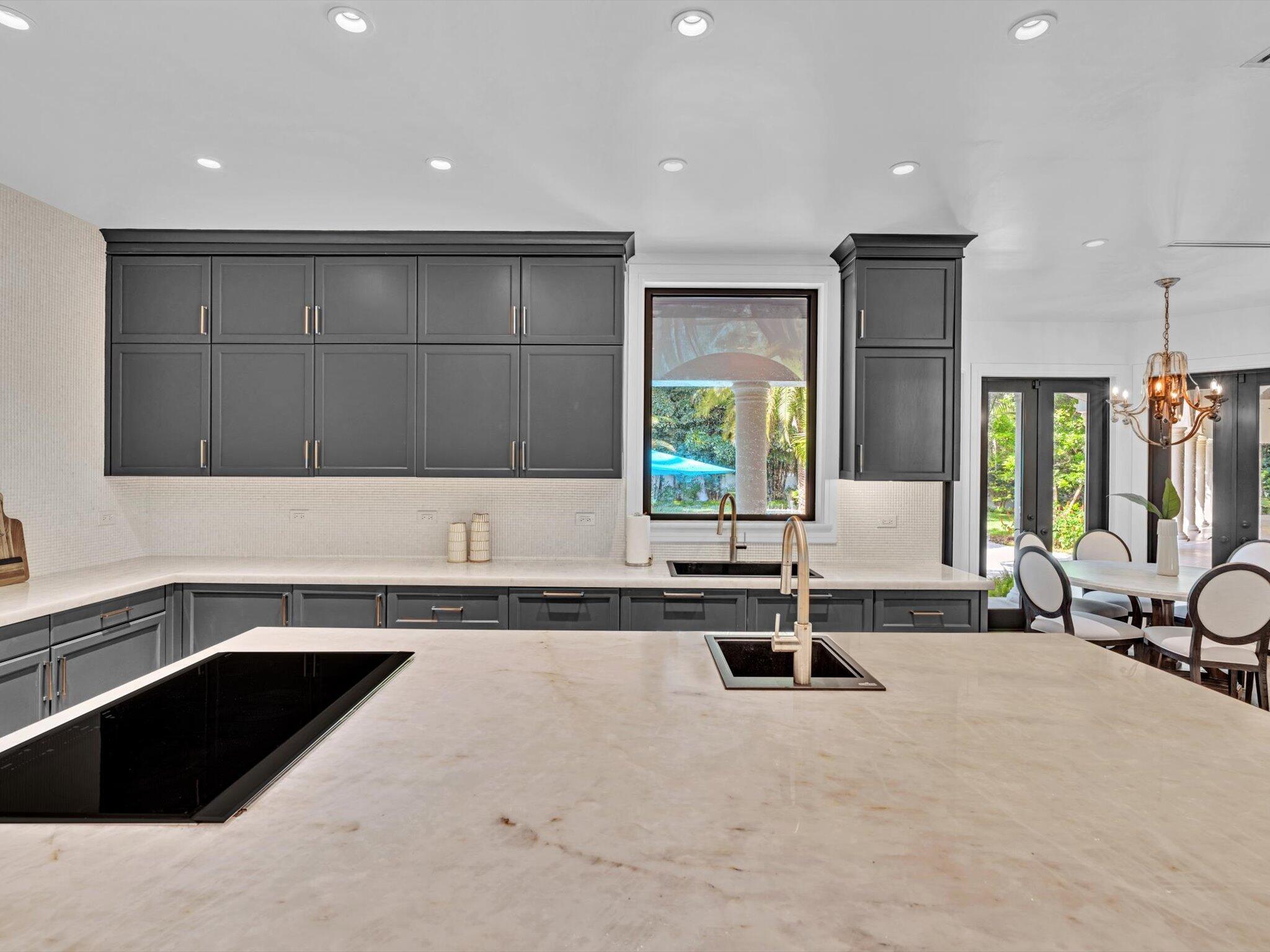 SNAPPER CREEK LAKES - Residential