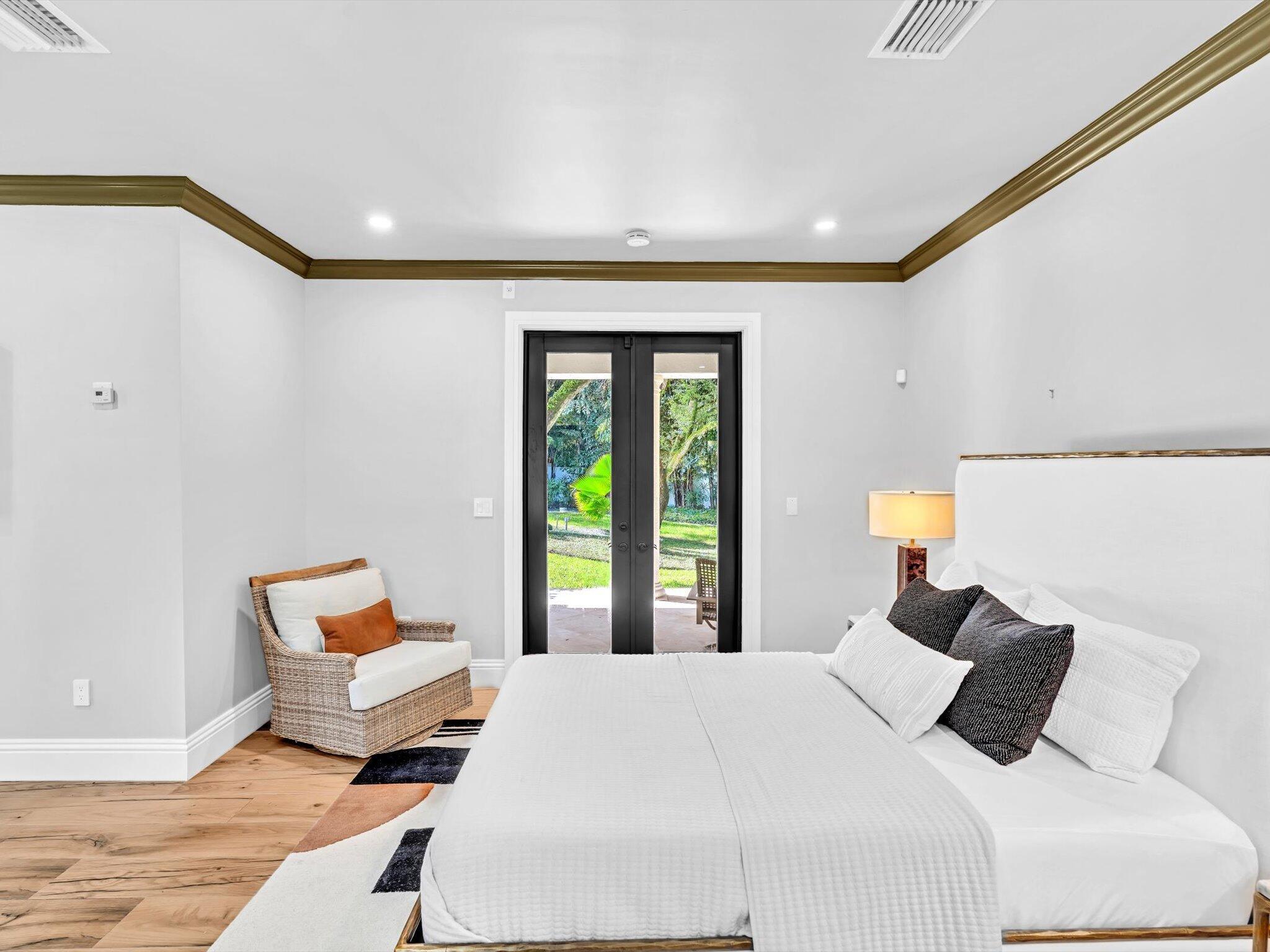 SNAPPER CREEK LAKES - Residential