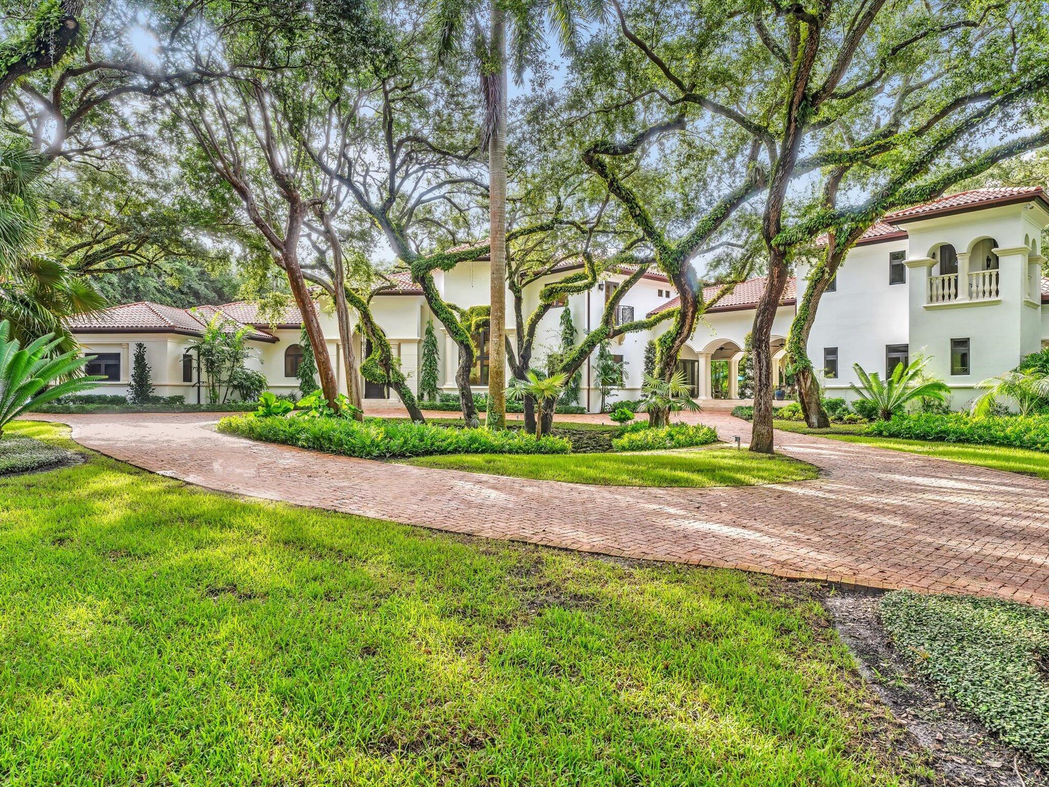 SNAPPER CREEK LAKES - Residential