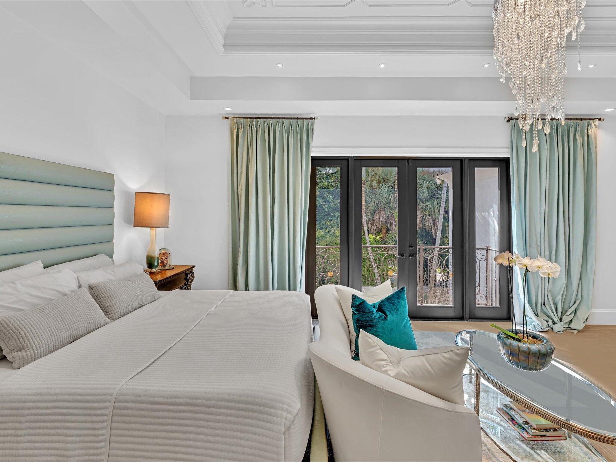 SNAPPER CREEK LAKES - Residential