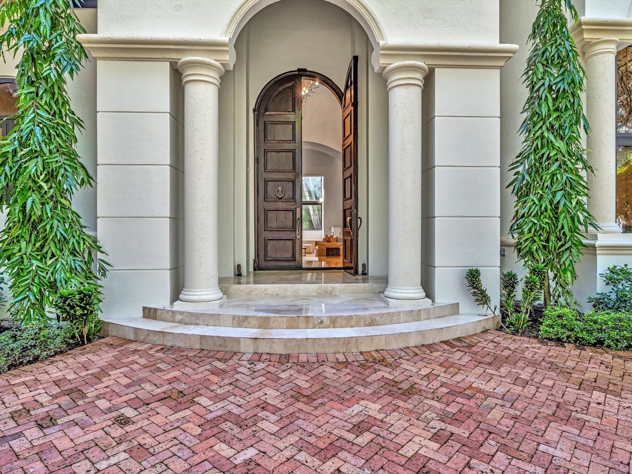 SNAPPER CREEK LAKES - Residential