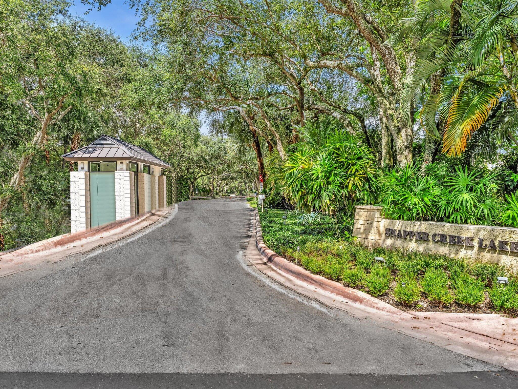 SNAPPER CREEK LAKES - Residential