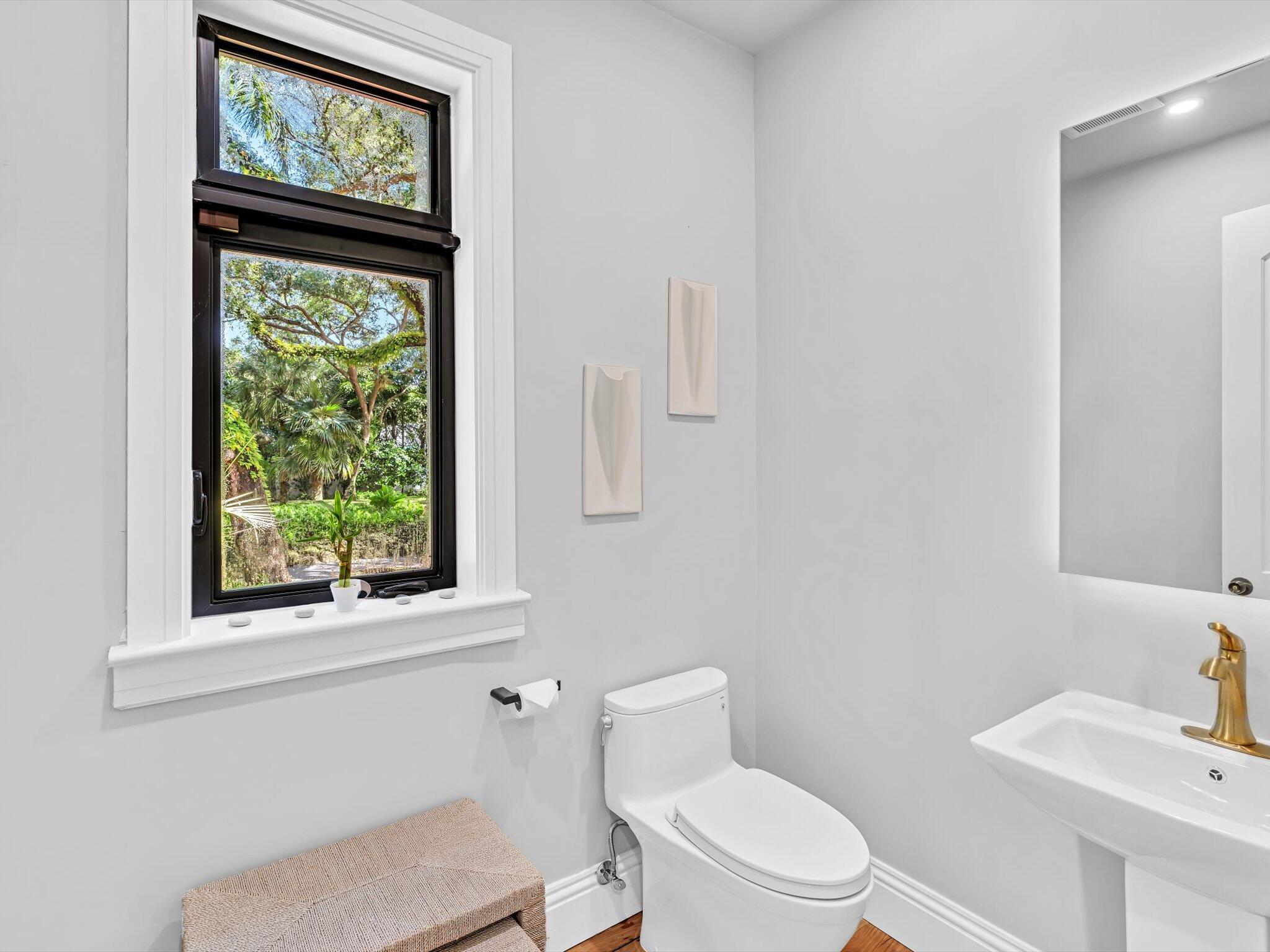 SNAPPER CREEK LAKES - Residential