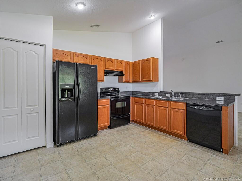 PORT MALABAR UNIT 18 - Residential