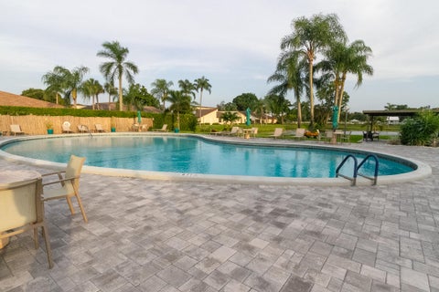 Tiny photo for 13923 NESTING Way #D, Delray Beach, FL 33484 (MLS # B26056836)