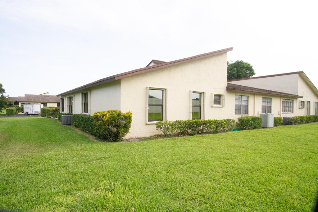 Photo of 13923 NESTING Way #D, Delray Beach, FL 33484 (MLS # B26056836)