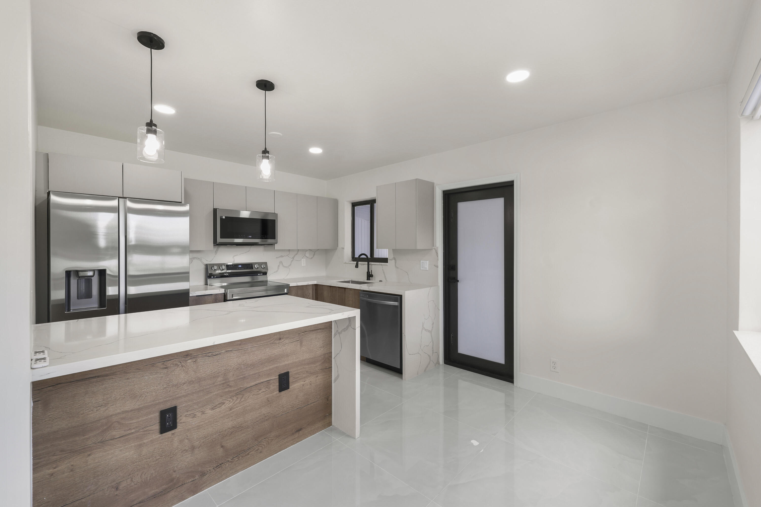 HIGHVIEW PARK - Residential