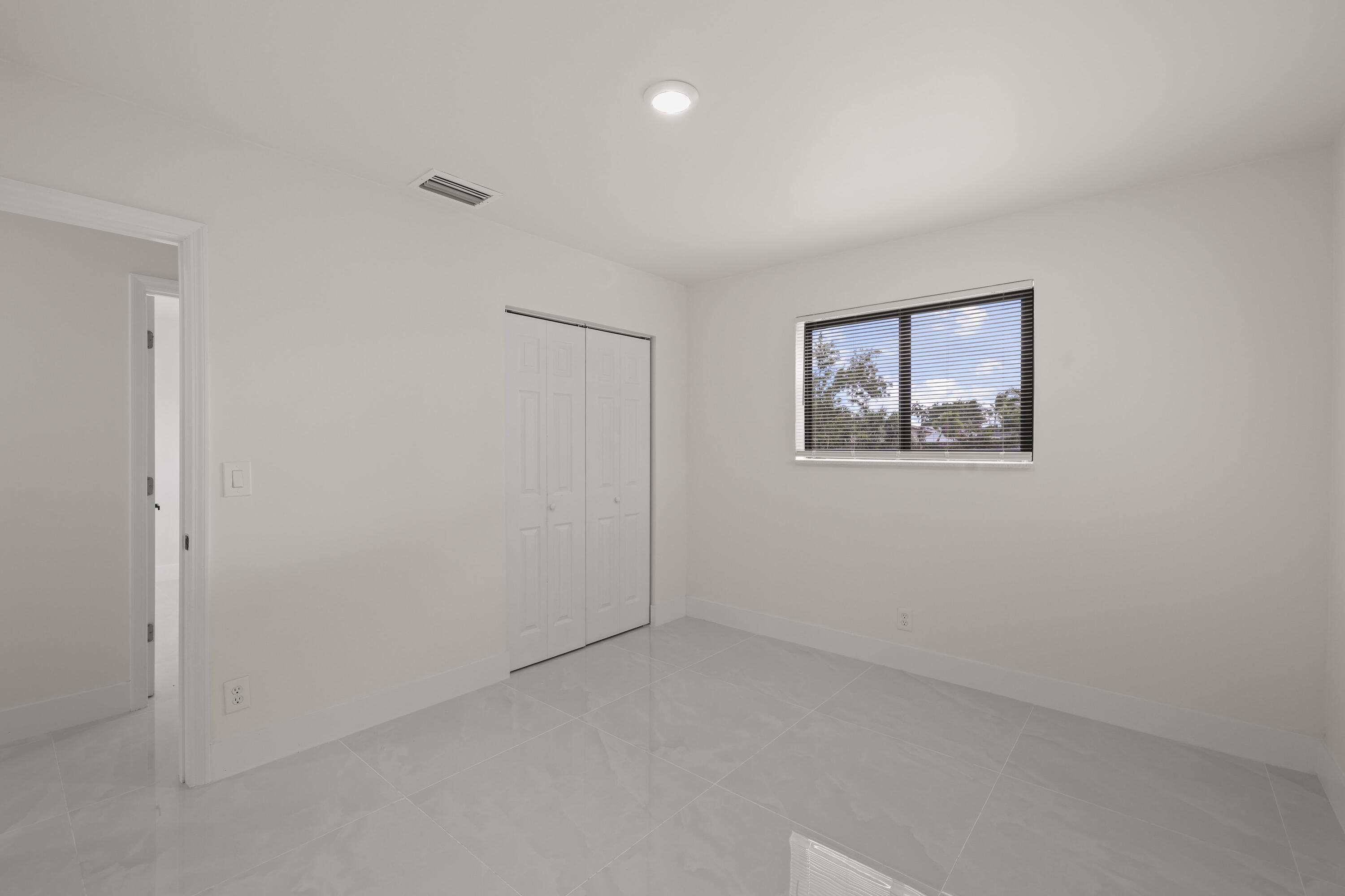 HIGHVIEW PARK - Residential