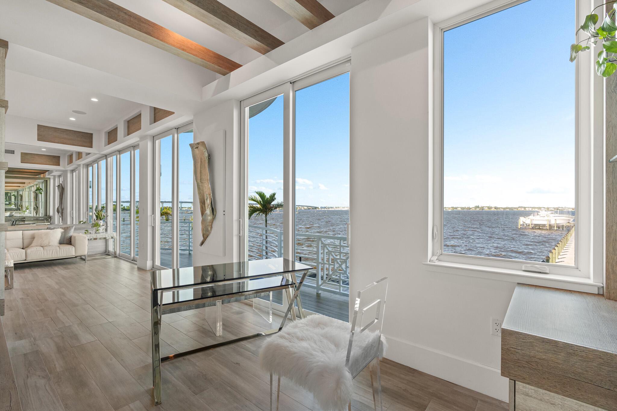 RIVER HOUSE STUART  A CON - Residential