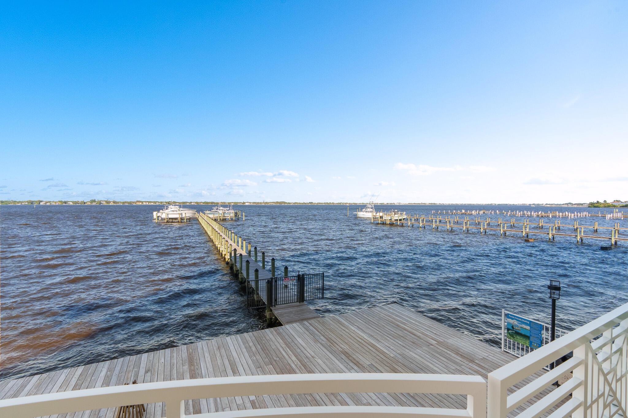 RIVER HOUSE STUART  A CON - Residential