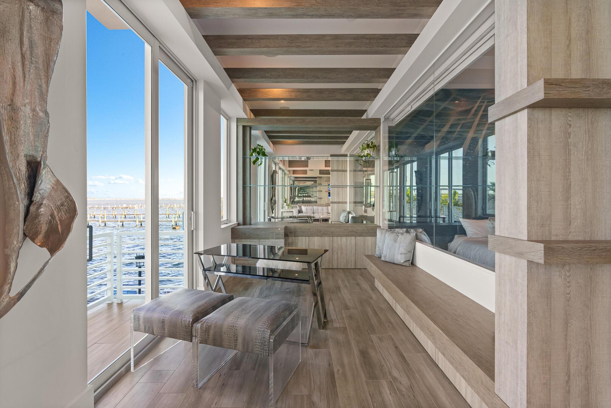 RIVER HOUSE STUART  A CON - Residential