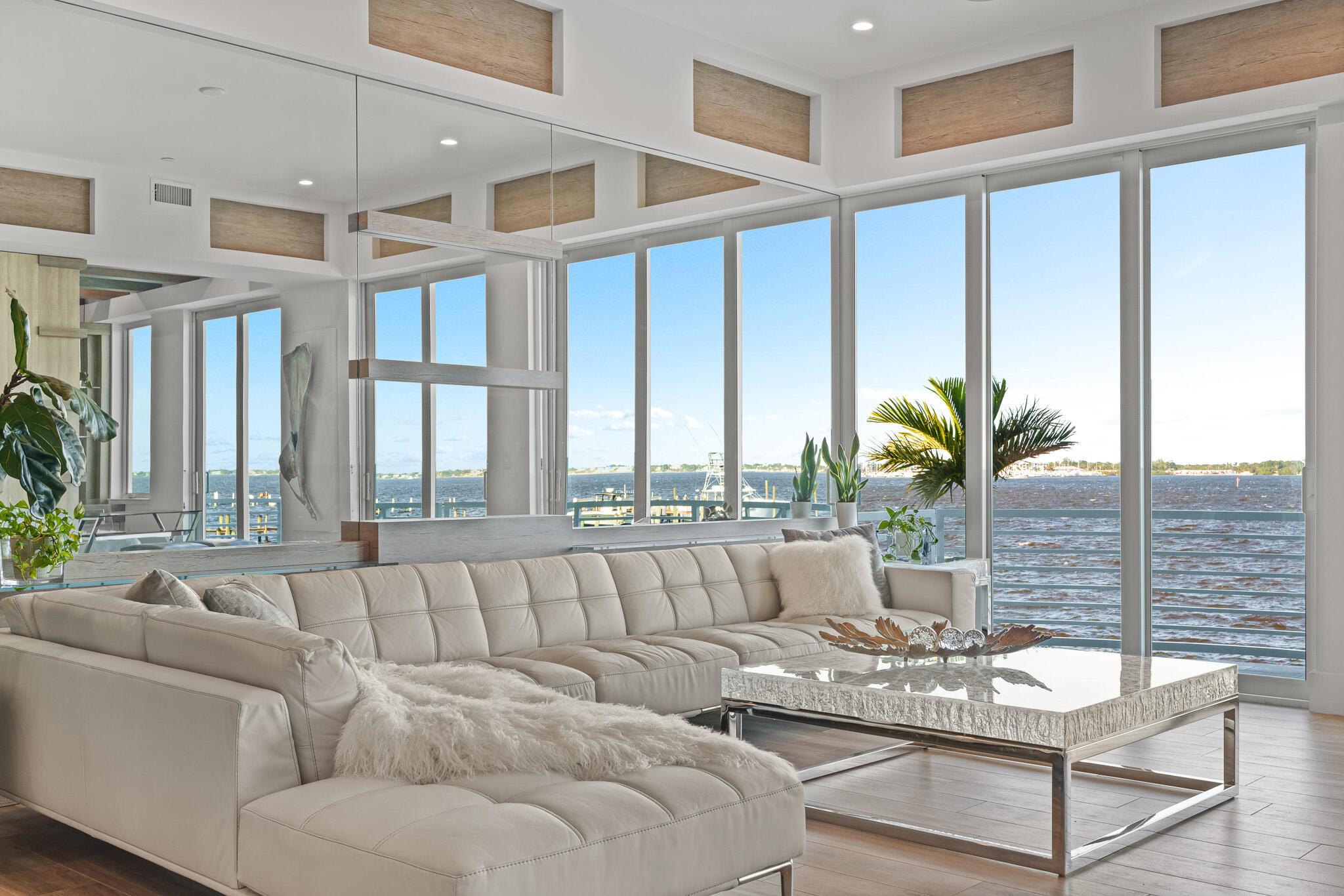 RIVER HOUSE STUART  A CON - Residential