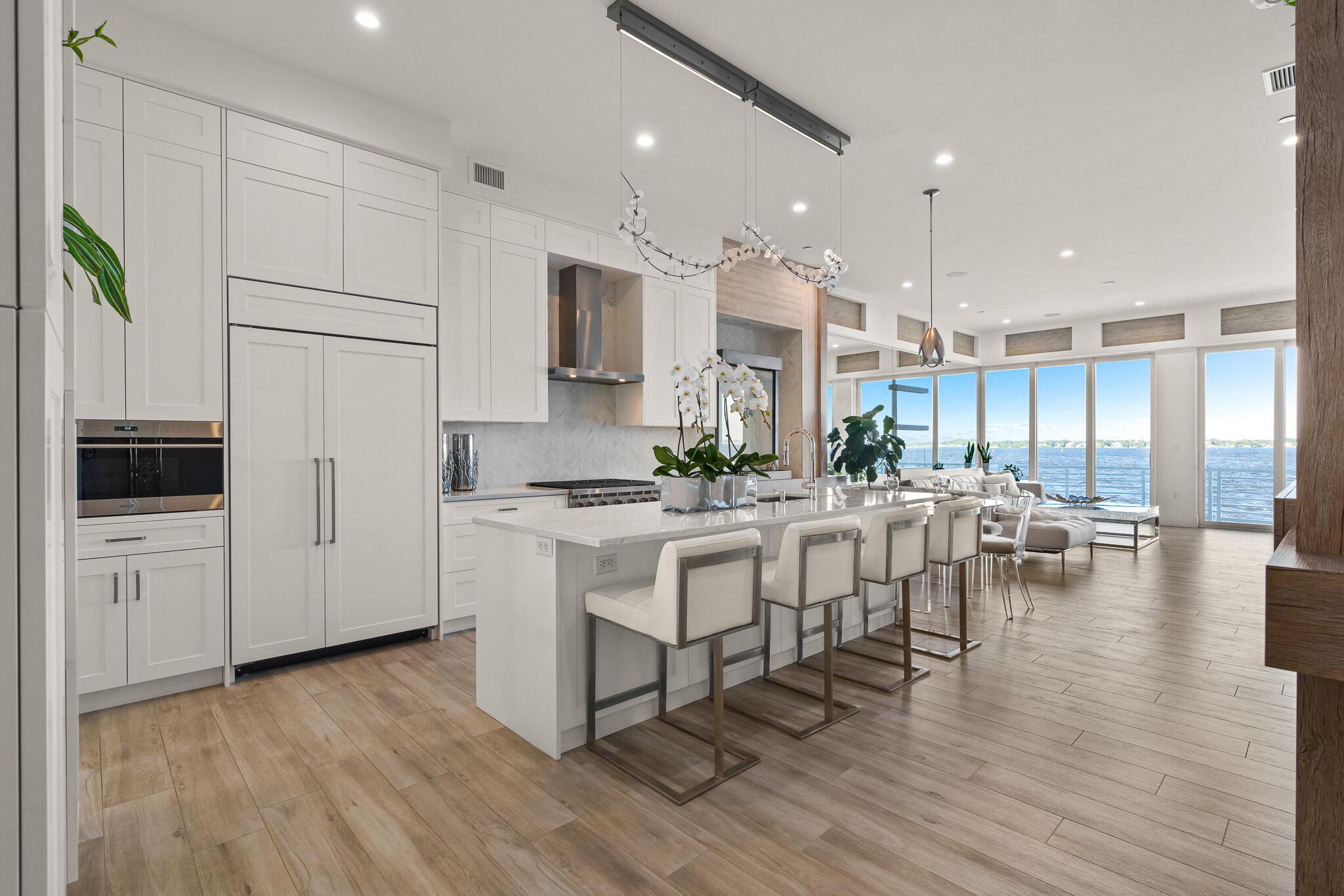 RIVER HOUSE STUART  A CON - Residential