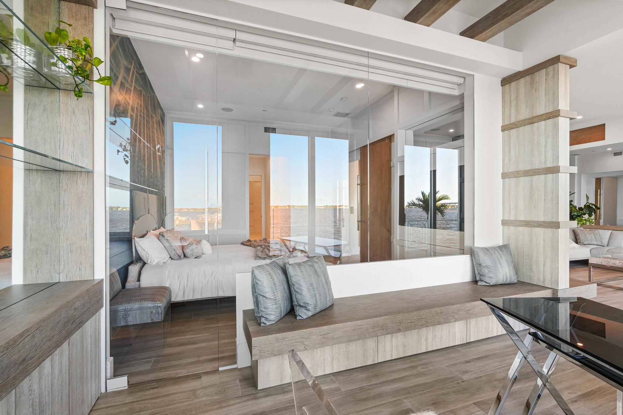 RIVER HOUSE STUART  A CON - Residential