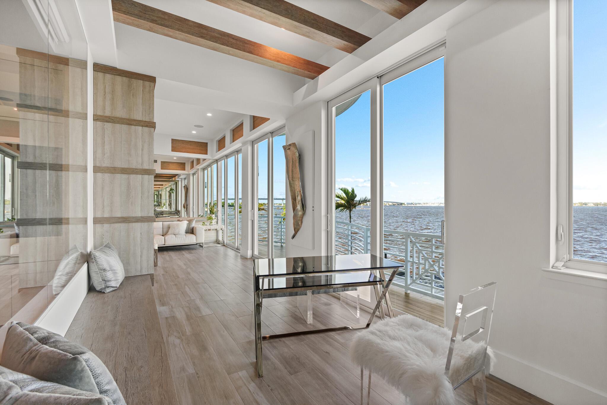 RIVER HOUSE STUART  A CON - Residential