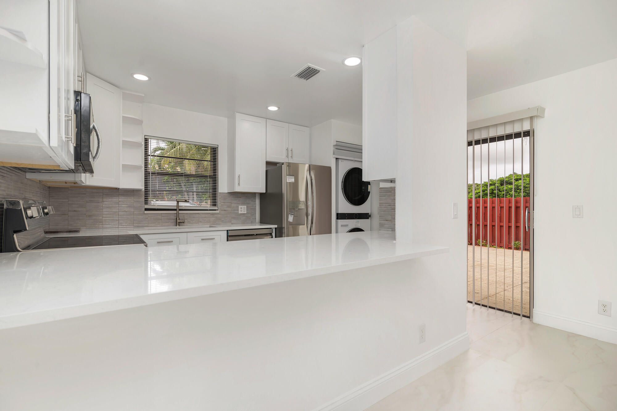 JUPITER LAKES TOWNHOMES CONDO - Residential Lease