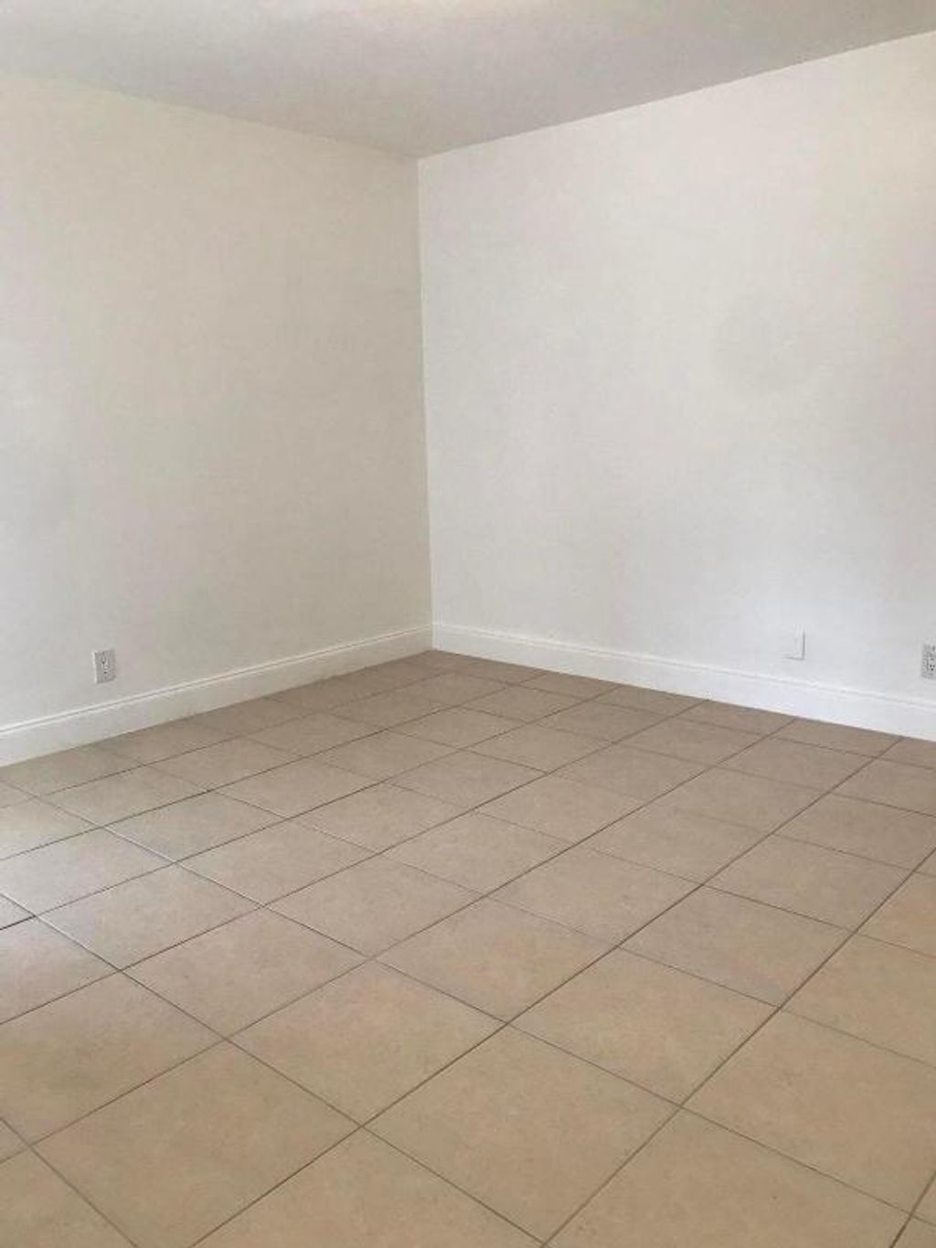 Photo of 3040 NE 16th Avenue #408, Oakland Park, FL 33334 (MLS # R11151951)