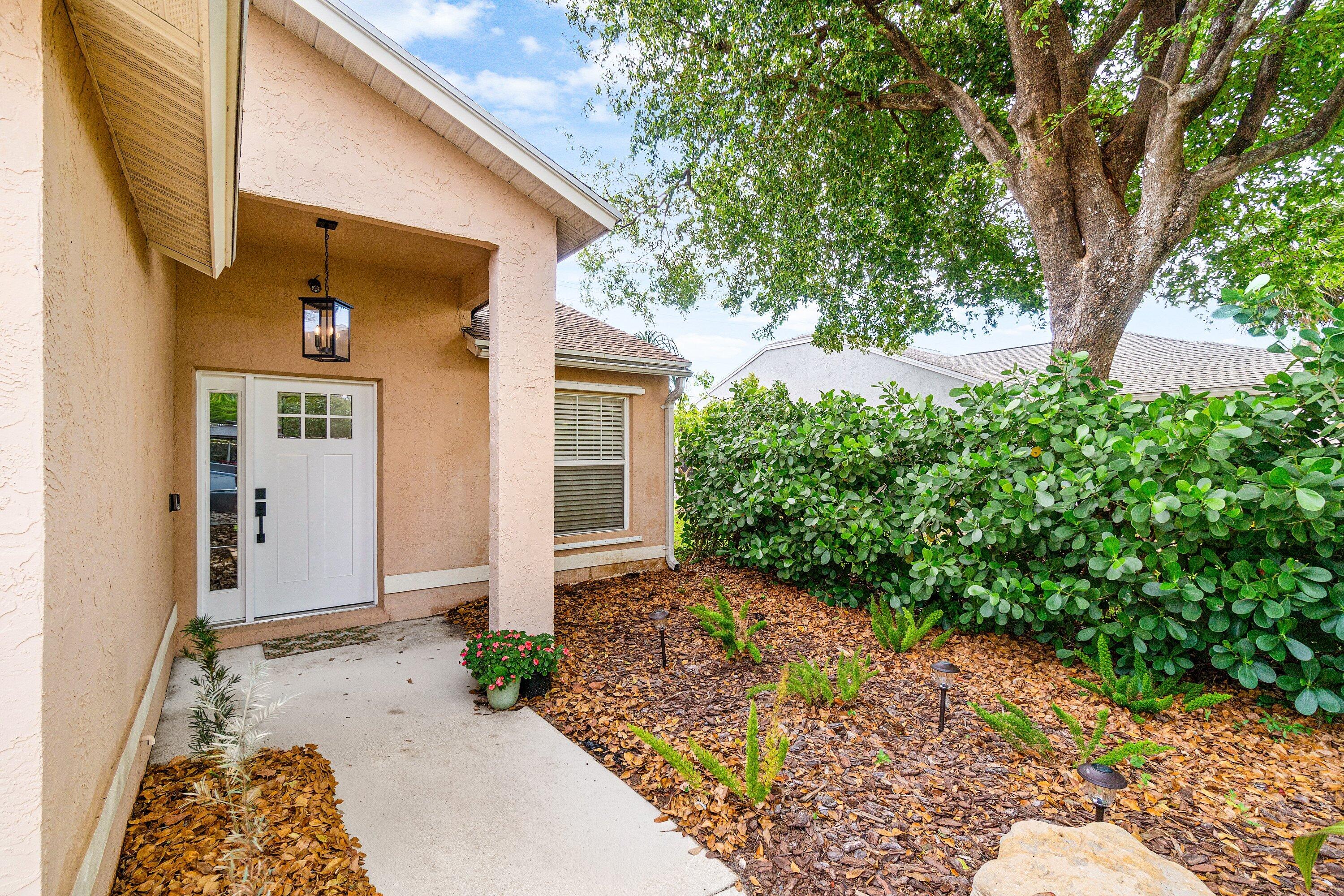 BOYNTON LAKES 6 - Residential