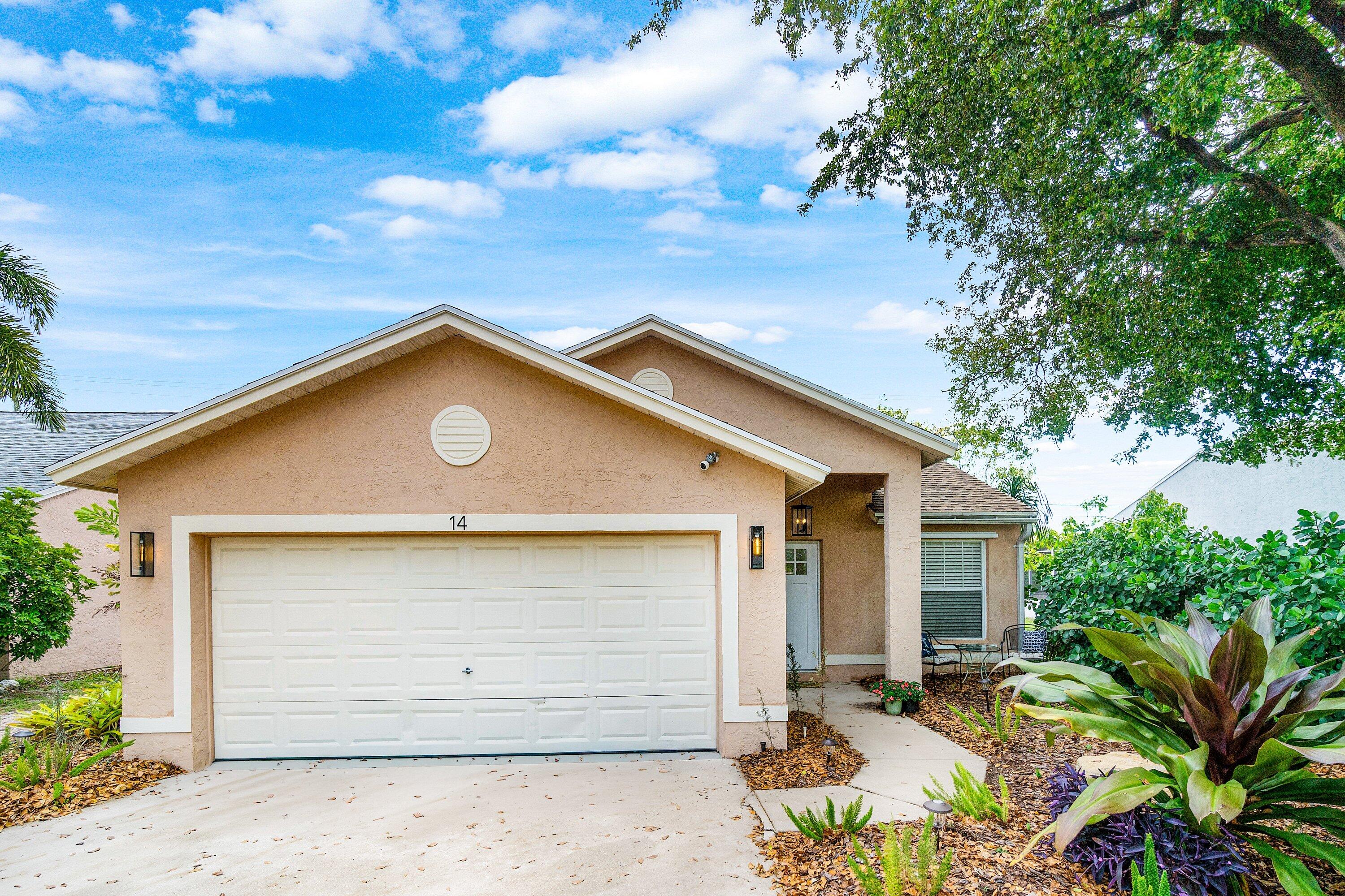 BOYNTON LAKES 6 - Residential