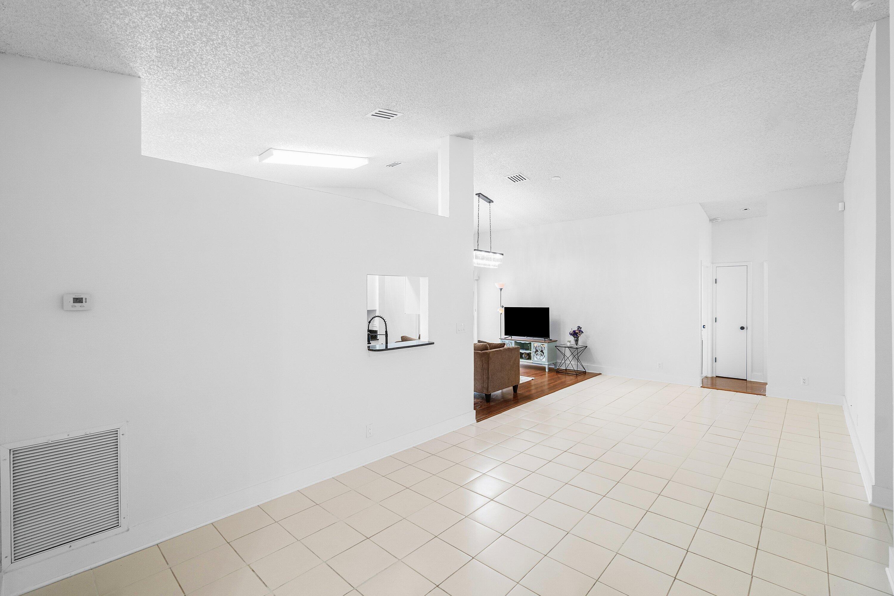 BOYNTON LAKES 6 - Residential