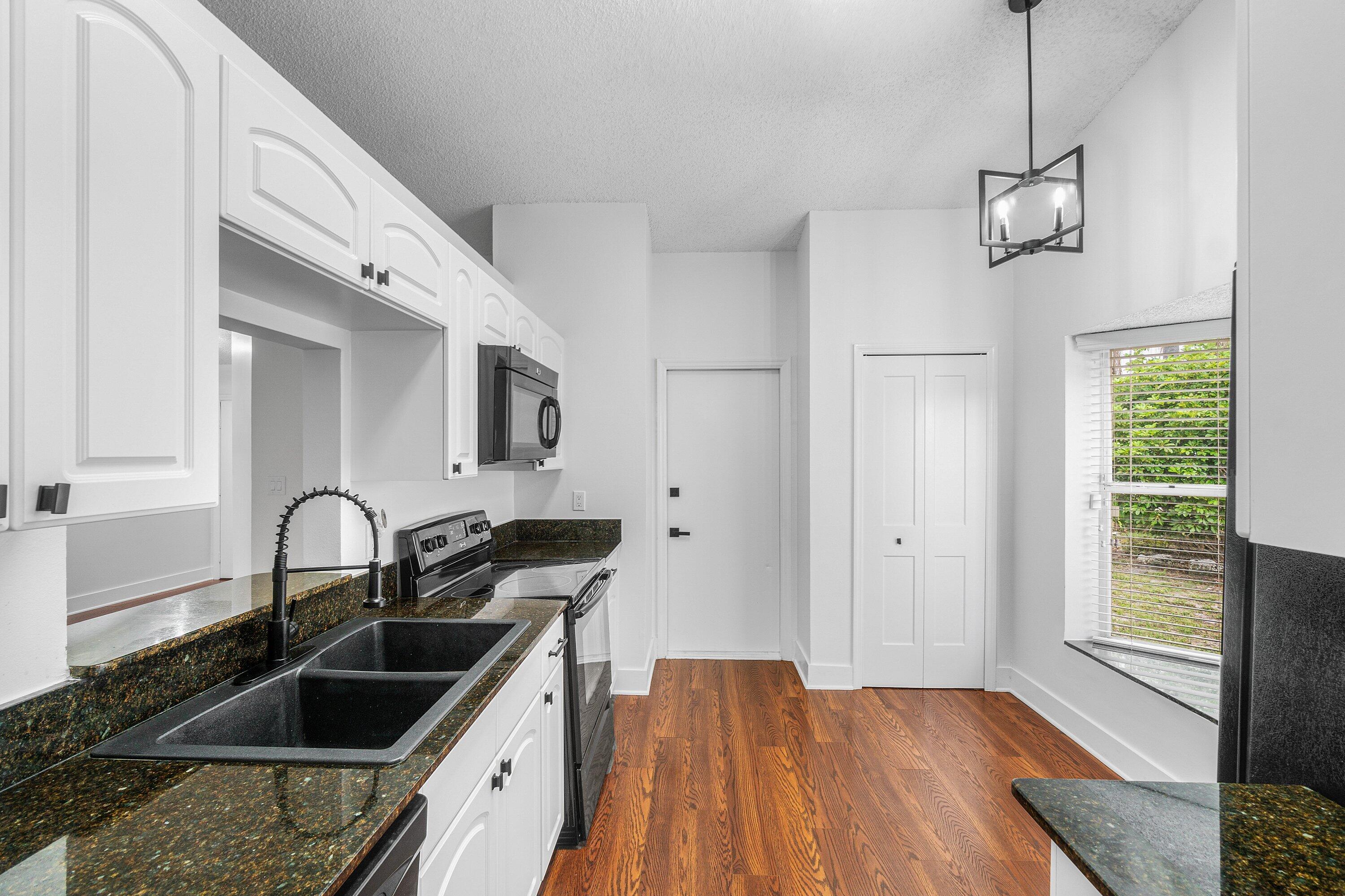 BOYNTON LAKES 6 - Residential