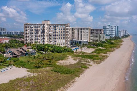 A home in Lauderdale By The Sea