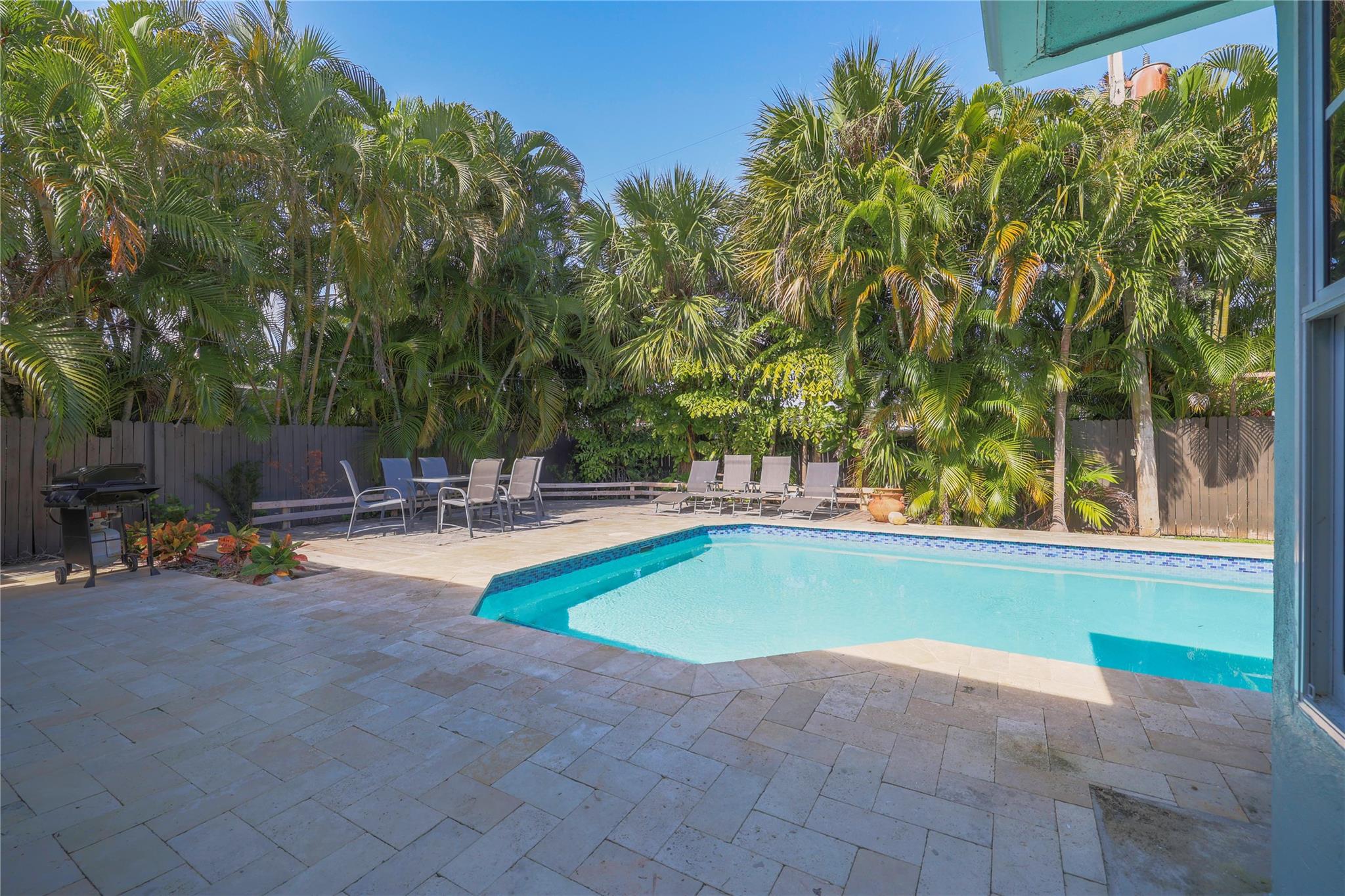 The Cove 32-48 B - Residential