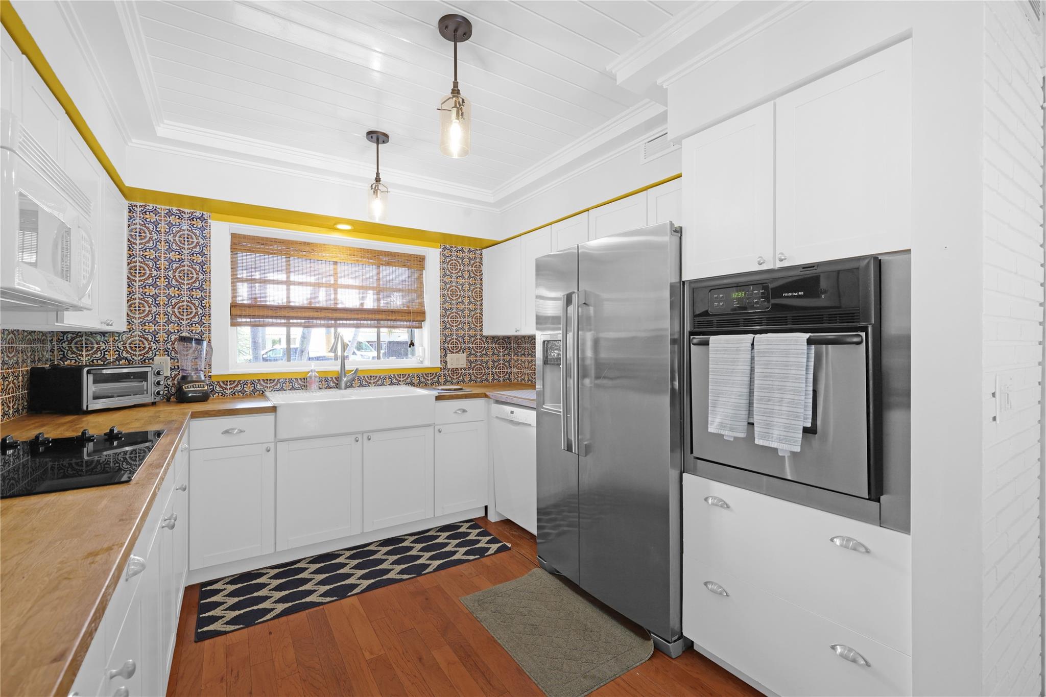 The Cove 32-48 B - Residential