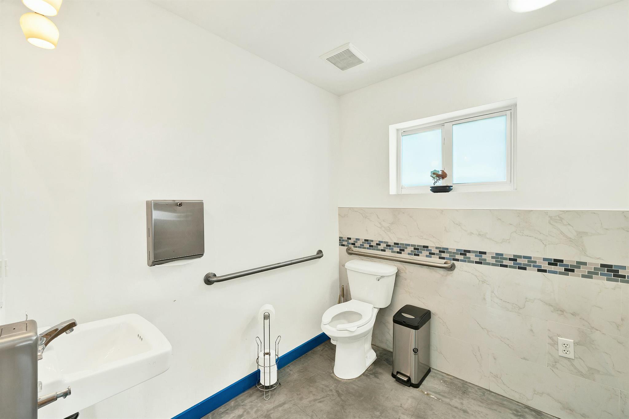 VILLAS OF ANDALUCIA - Commercial Sale