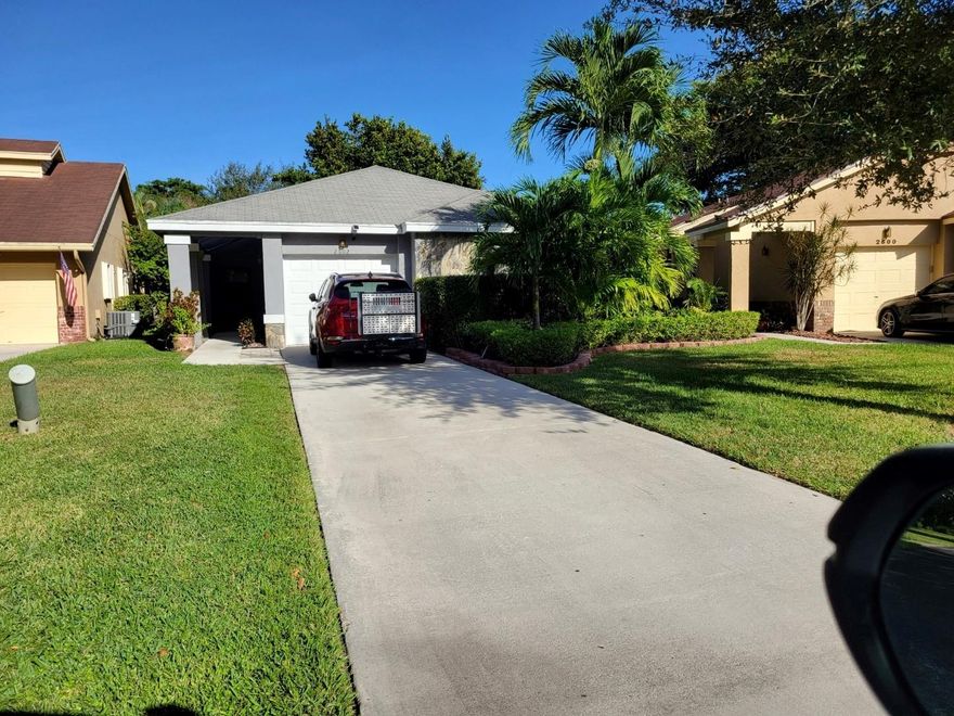 HARD TO FIND 3 BEDROOM 2 BATH WITH ONE CAR GARAGE AND LONG DRIVEWAY FOR MULTIPLE CARS*RENOVATED KITCHEN WITH WOOD GRAIN CABINETS AND GRANITE COUNTER TOPS*LARGE PANTRY*IMPACT KITCHEN WINDOW *ALL NEW APPLIANCES INCLUDING FULL SIZE WASHER & DRYER *SPACIOUS FLORIDA ROOM W/ IMPACT SLIDING GLASS DOORS*NEW WATER HEATER*A/C 2021*GARAGE DOOR REPLACED 2008*UPDATED BATHROOMS*HUGE WALK IN CLOSET W/CALIFORNIA CLOSETS*TRELLIS COVERED FRONT ENTRANCE*LOTS OF STORAGE SPACE IN GARAGE*PRIVATE GARDEN VIEW BACK YARD*COMMUNITY HEATED POOLS, FITNESS CENTER, TENNIS, BASKET BALL, CLUBHOUSES, ACTIVITIES FOR ALL AGES. RENTALS ALLOWED*2 PETS UNDER 35 LBL. OK. 55+ Community.