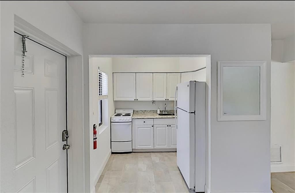 Photo of 1959 SE 3rd Street, Deerfield Beach, FL 33441 (MLS # B26004275)