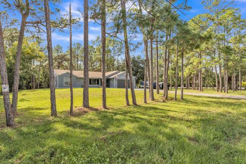 A home in Loxahatchee