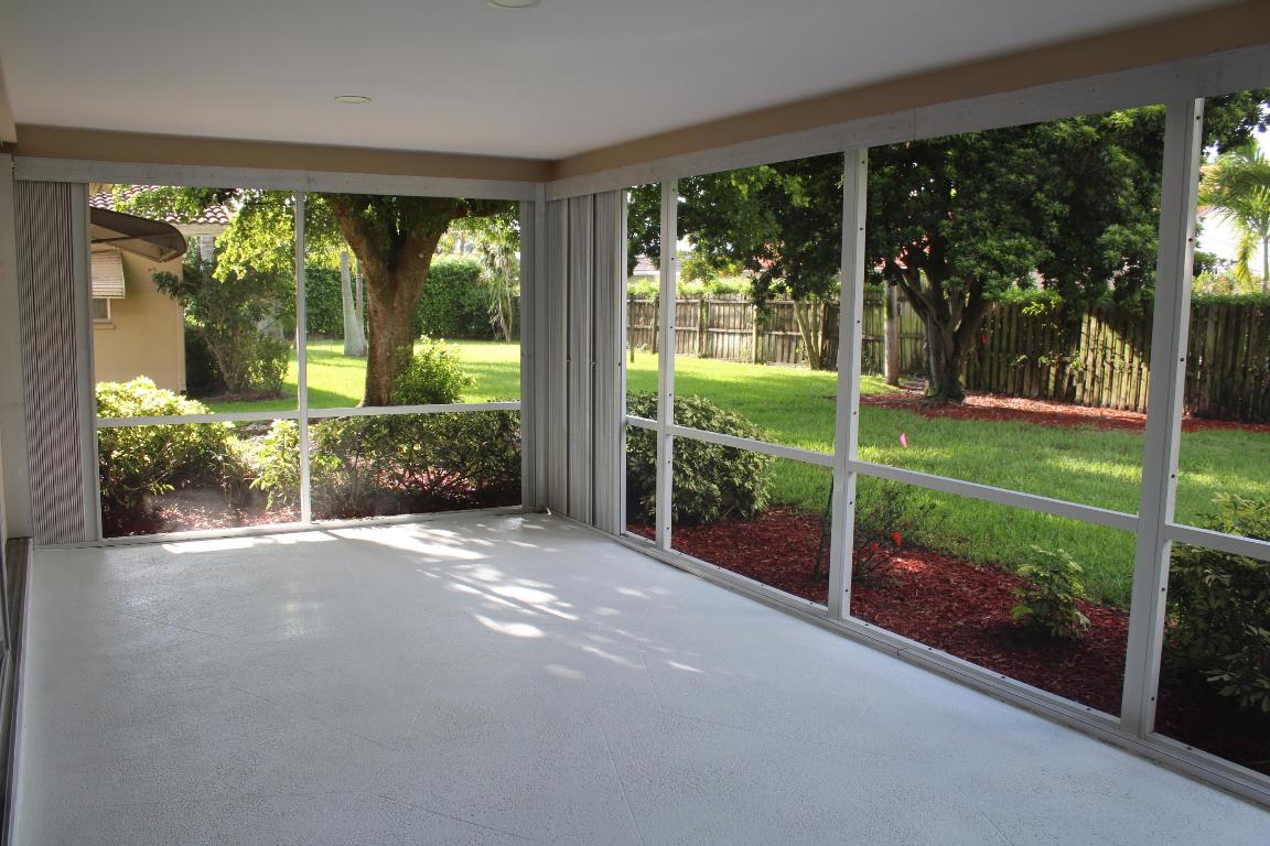 BOCA RATON SQUARE UNIT 8 - Residential Lease