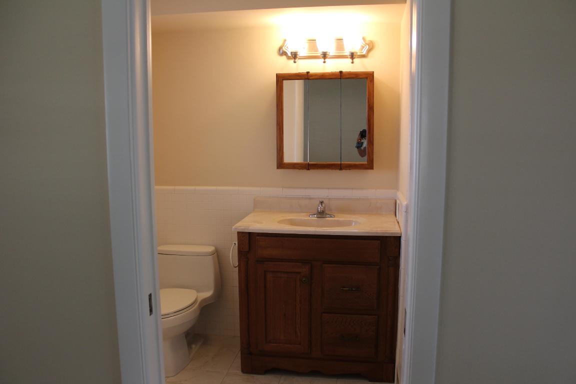 BOCA RATON SQUARE UNIT 8 - Residential Lease