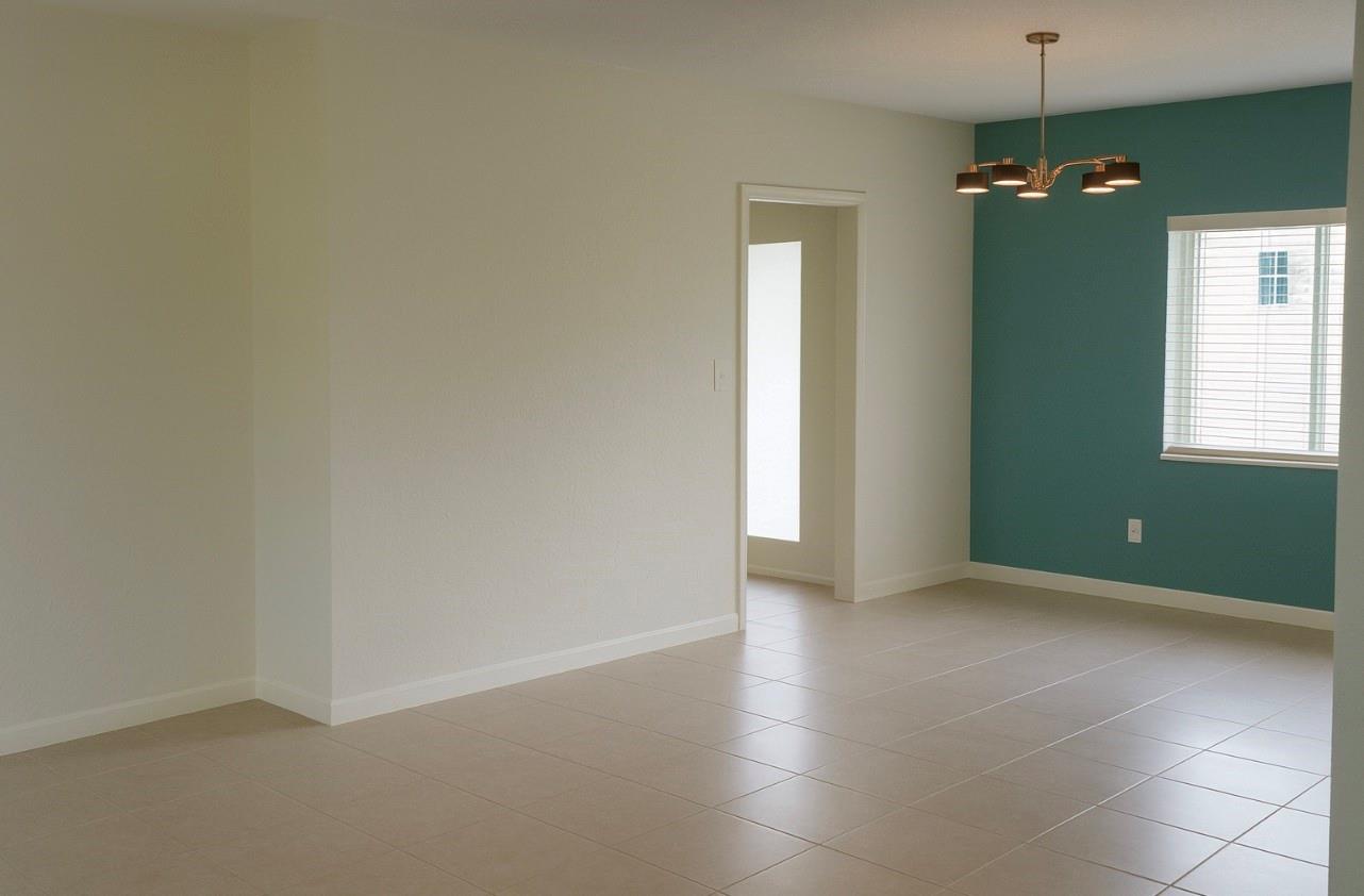 Victoria Park Garden Cond - Residential Lease