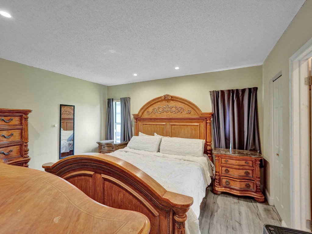 Woodstock Add 90-4 B - Residential
