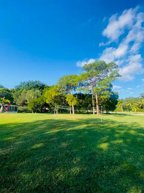 MID-RIVERS YACHT AND COUN - Residential