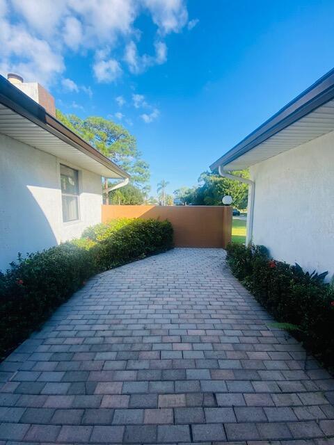 MID-RIVERS YACHT AND COUN - Residential