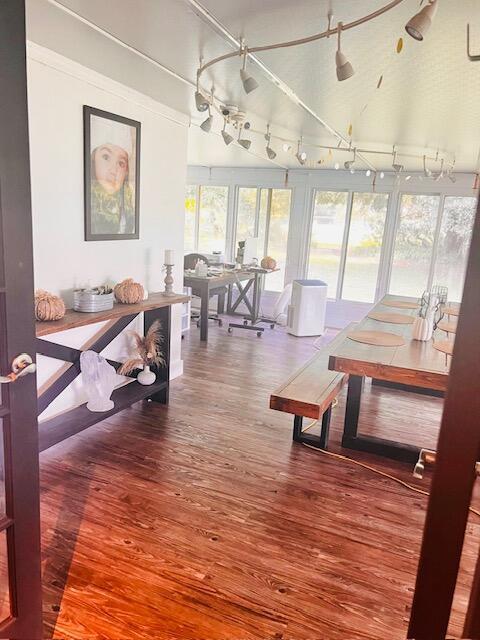 MID-RIVERS YACHT AND COUN - Residential