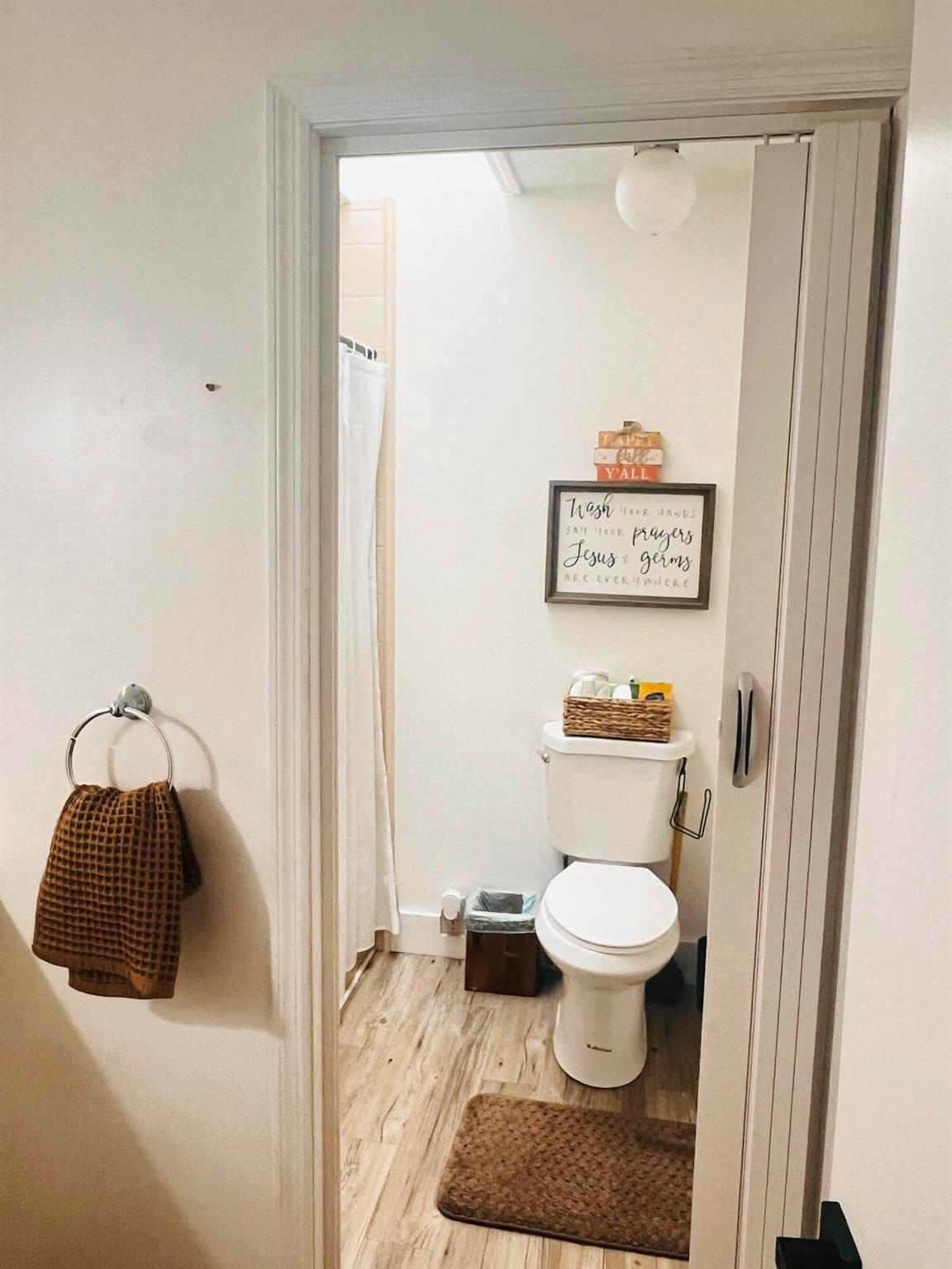 MID-RIVERS YACHT AND COUN - Residential